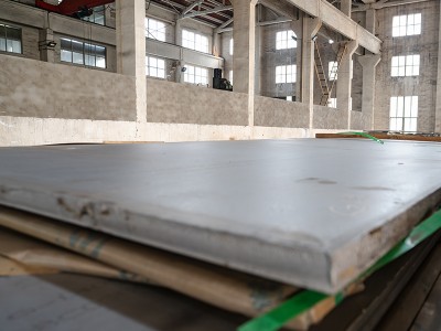 High-quality stainless steel plates
