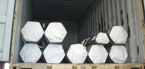 Seamless stainless steel pipe packaging