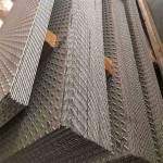 China Stainless Steel Checkered Sheet Supplier One bar