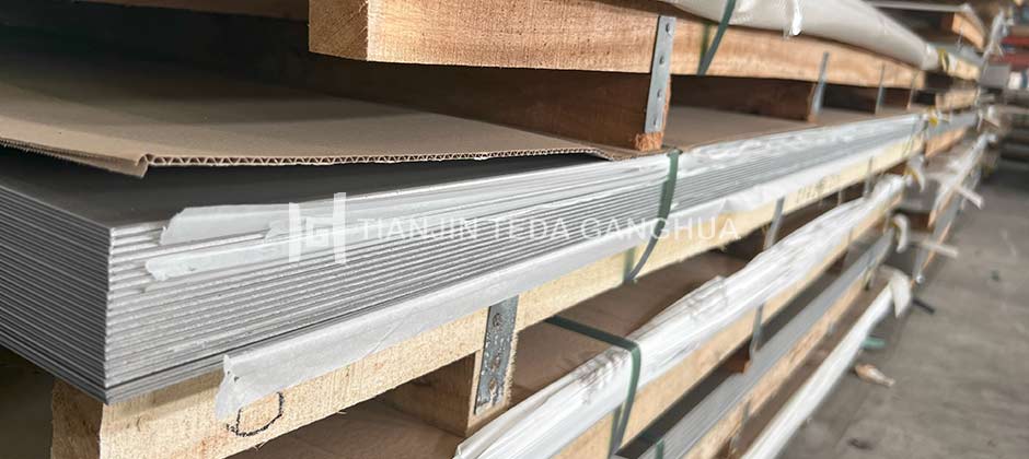 409L Stainless Steel Sheet / Bar / Coil 409L Stainless Steel Sheet / Bar / Coil