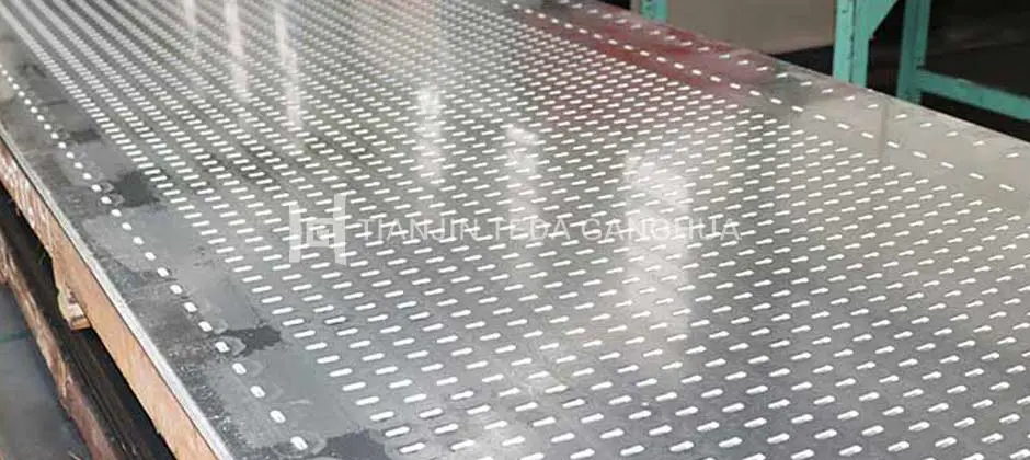 طبق الفولاذ المقاوم للصدأ مثقب Perforated Stainless Steel Plate